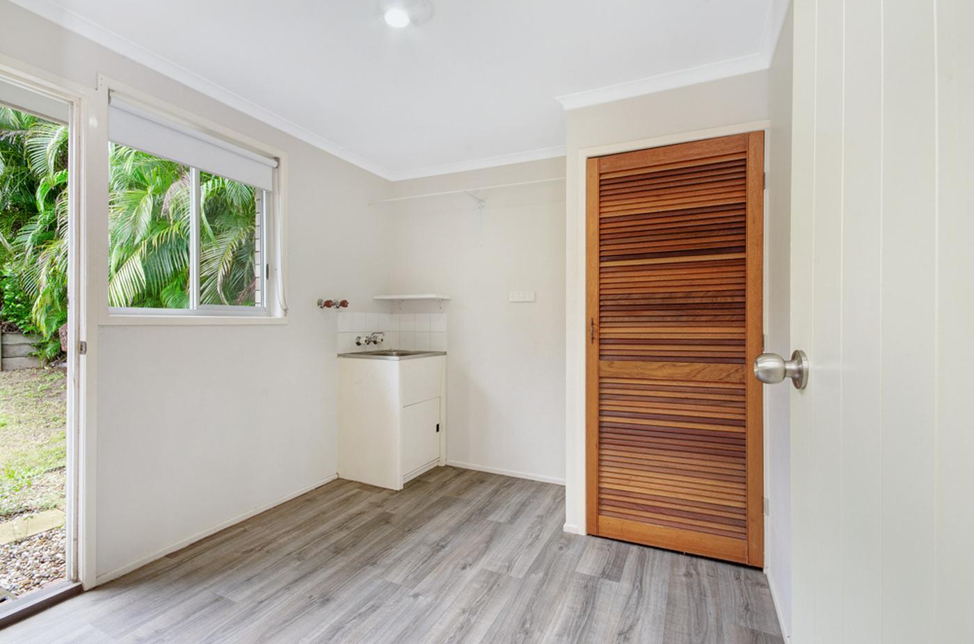 44 Aramac Drive, Clinton QLD 4680 House Sold locationsestateagents