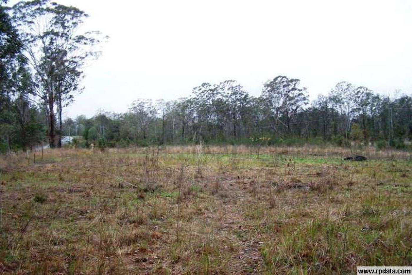 CHAMBERS FLAT QLD 4133 Property Information