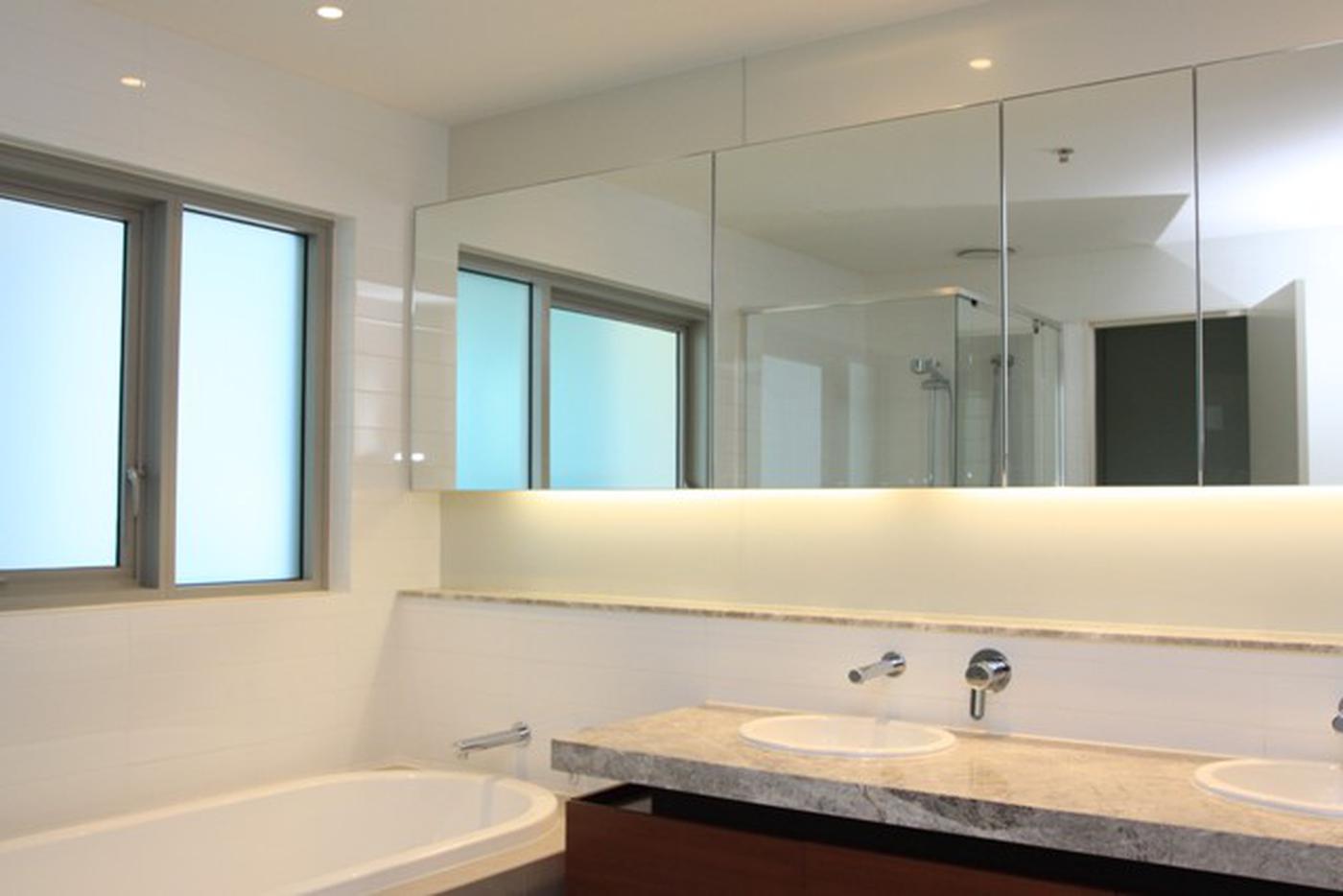 4109/205 King Arthur Terrace, TENNYSON QLD 4105 Property Information