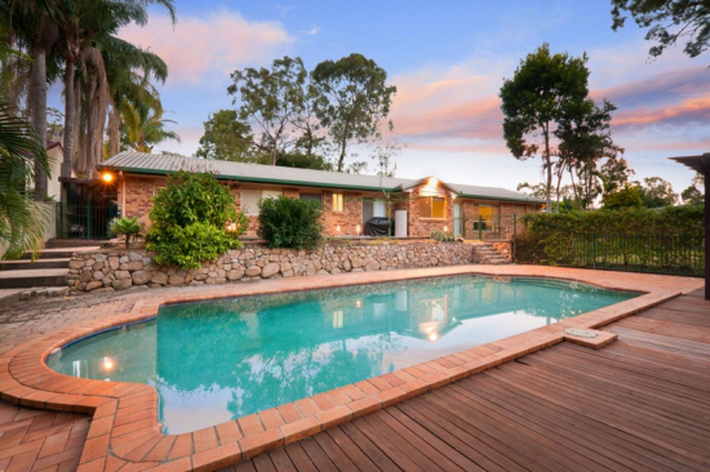 This property is not currently for sale or rent on https://brisbanerealestate.com.au
