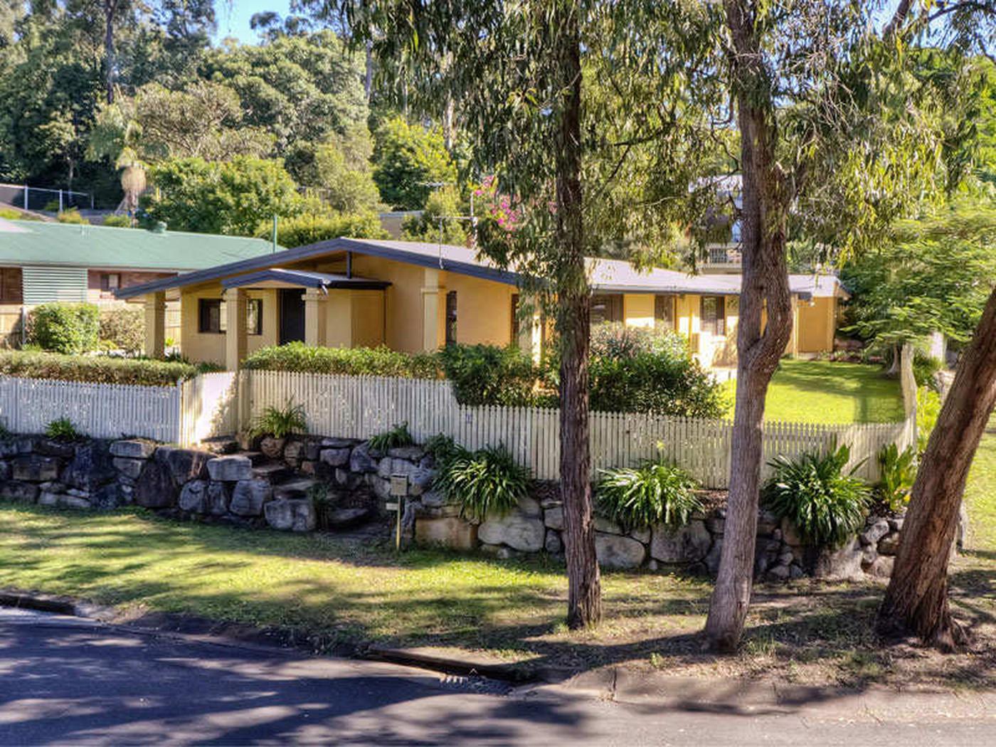 This property is not currently for sale or rent on https://brisbanerealestate.com.au