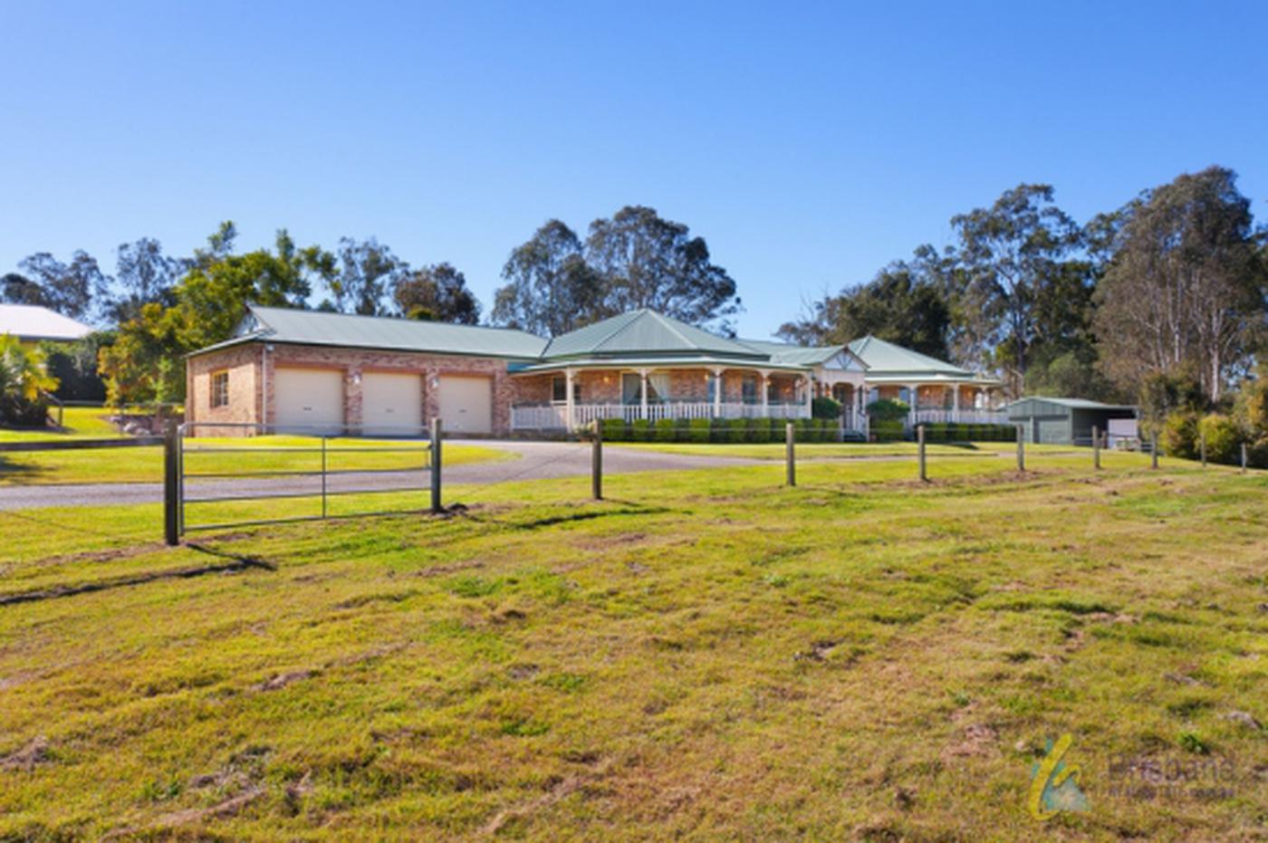 This property is not currently for sale or rent on https://brisbanerealestate.com.au