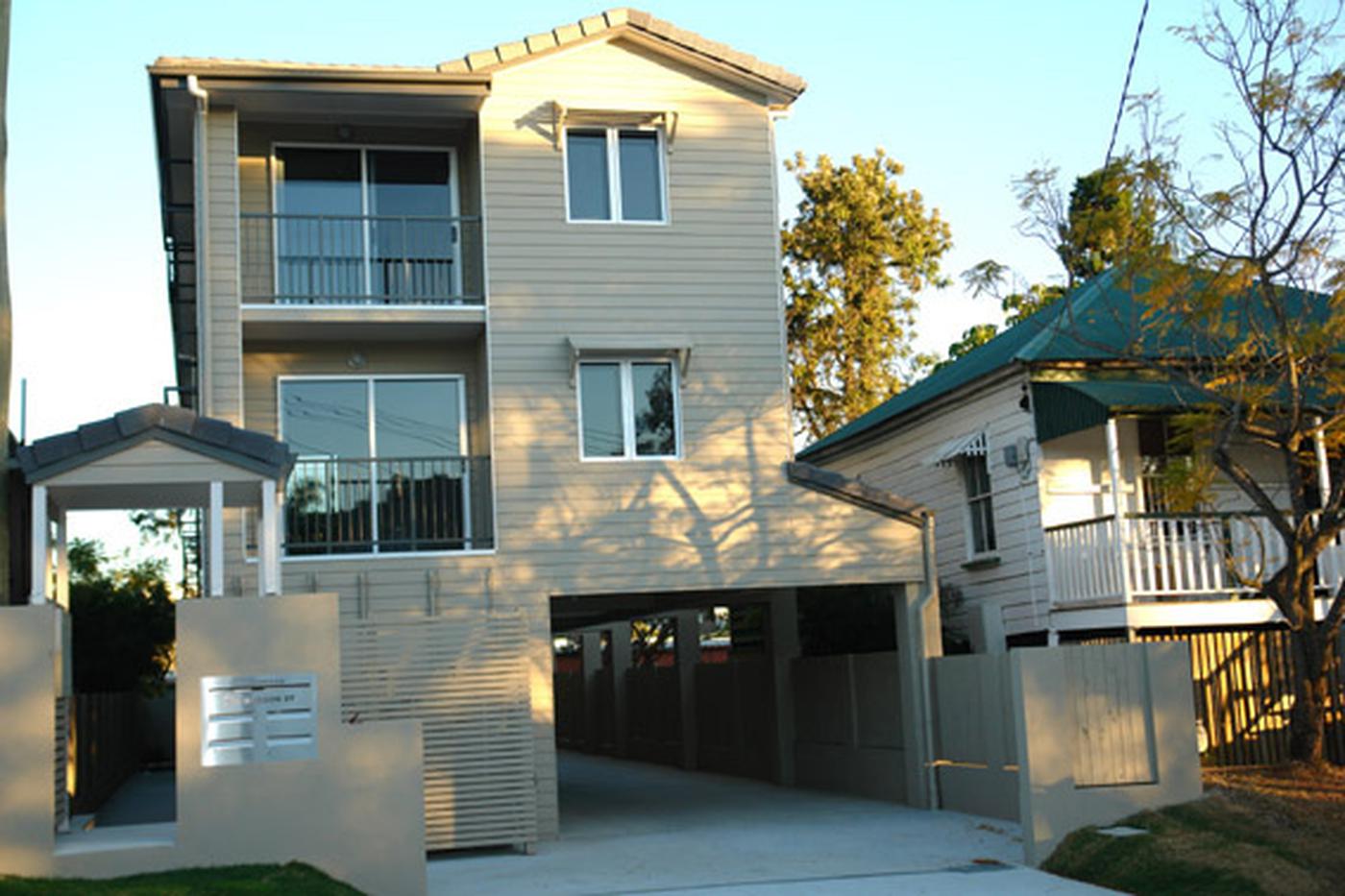 This property is not currently for sale or rent on https://brisbanerealestate.com.au