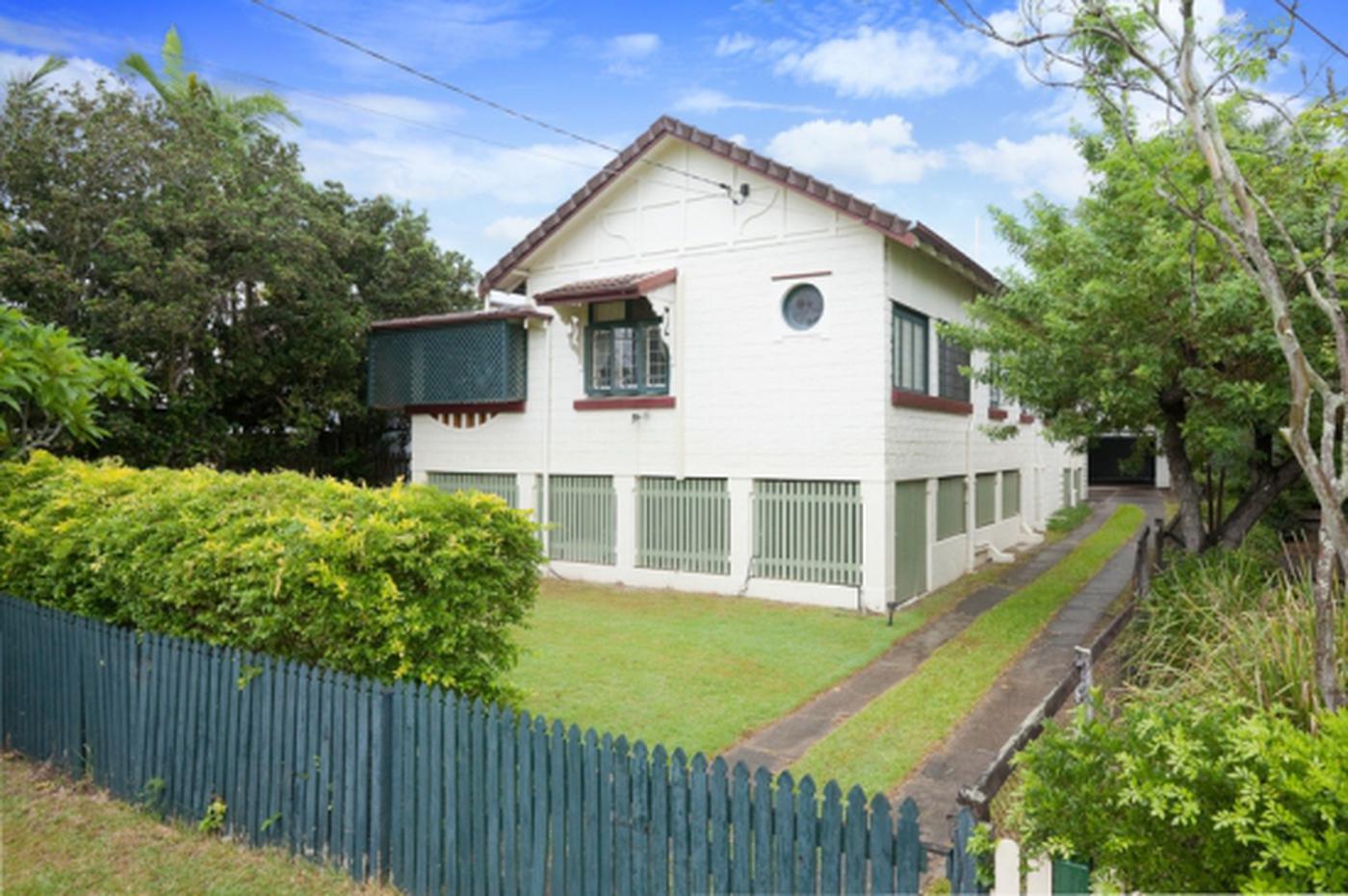 32a Bentinck