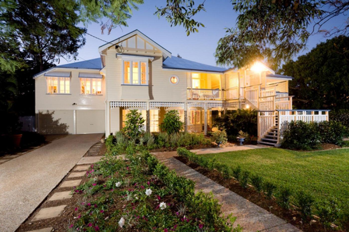 54 Verney Road West