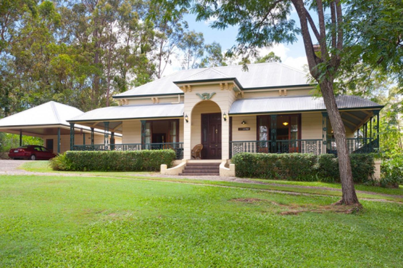 This property is not currently for sale or rent on https://brisbanerealestate.com.au