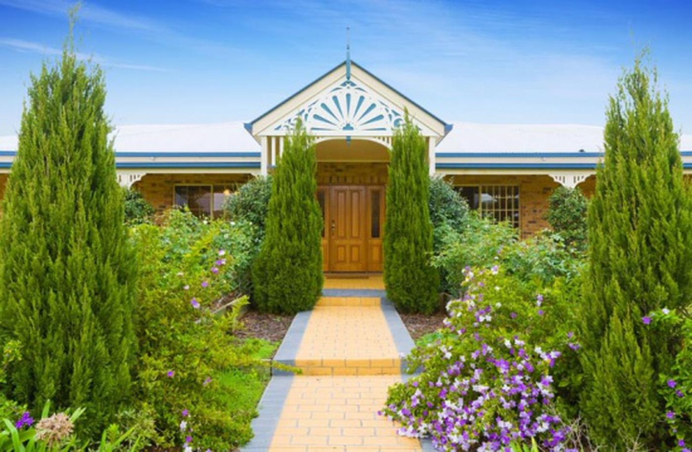 This property is not currently for sale or rent on https://brisbanerealestate.com.au
