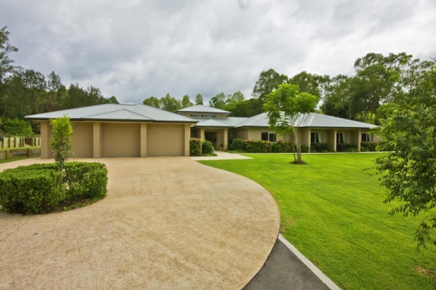2443 Moggill Rd