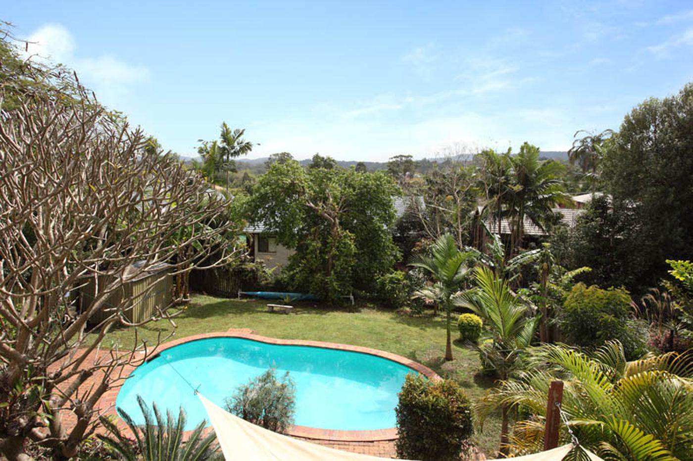 7 Rowena Street