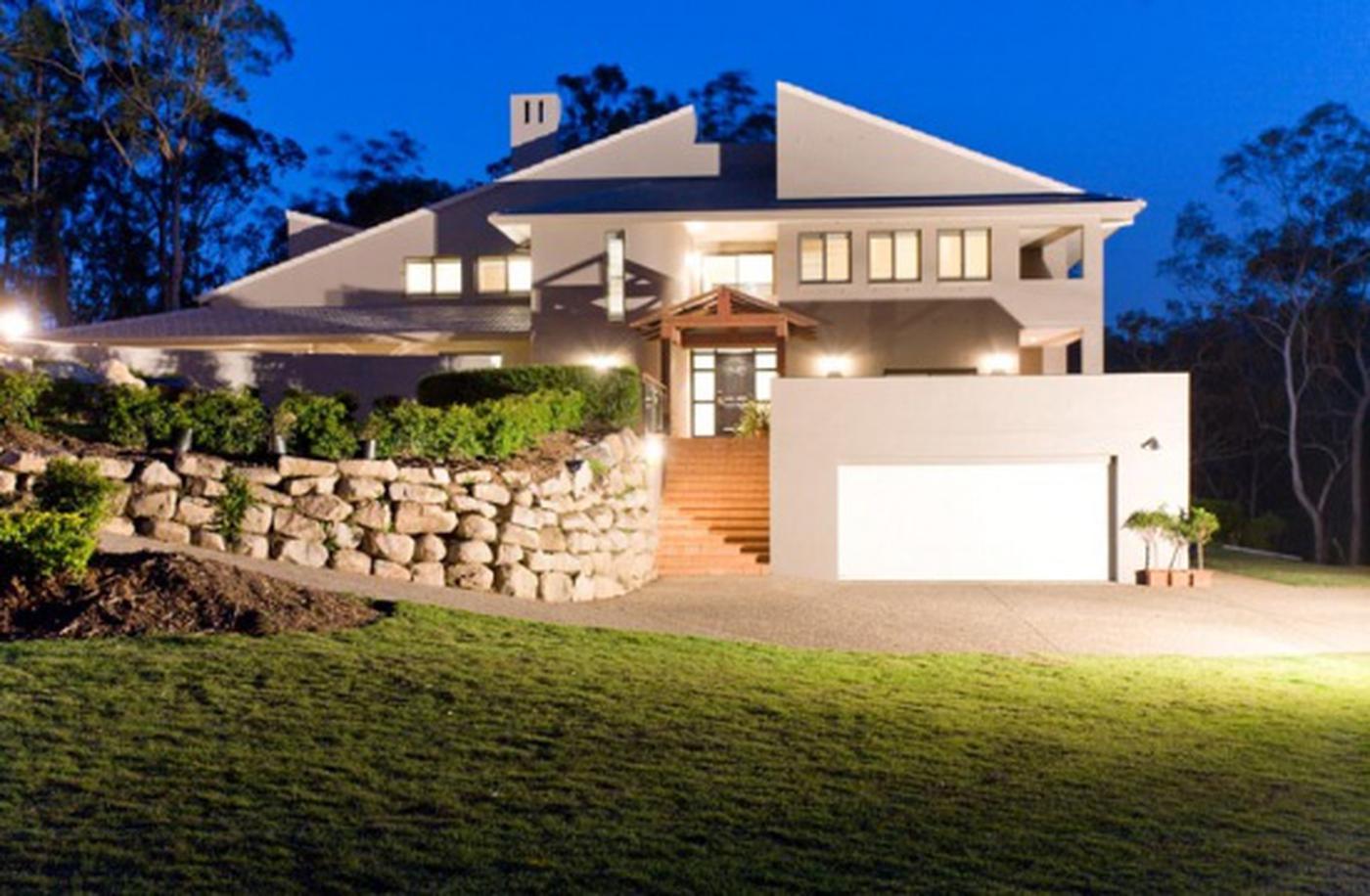 27 Deerhurst Rd