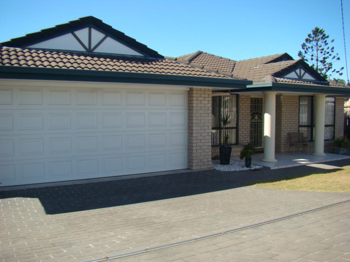 This property is not currently for sale or rent on https://brisbanerealestate.com.au