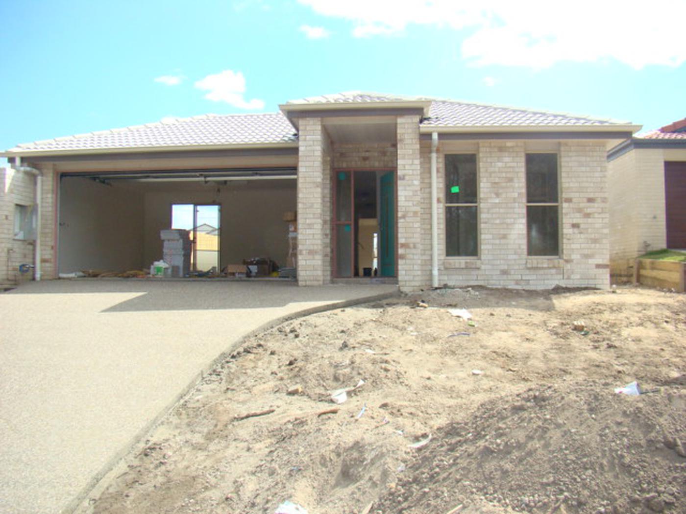 This property is not currently for sale or rent on https://brisbanerealestate.com.au