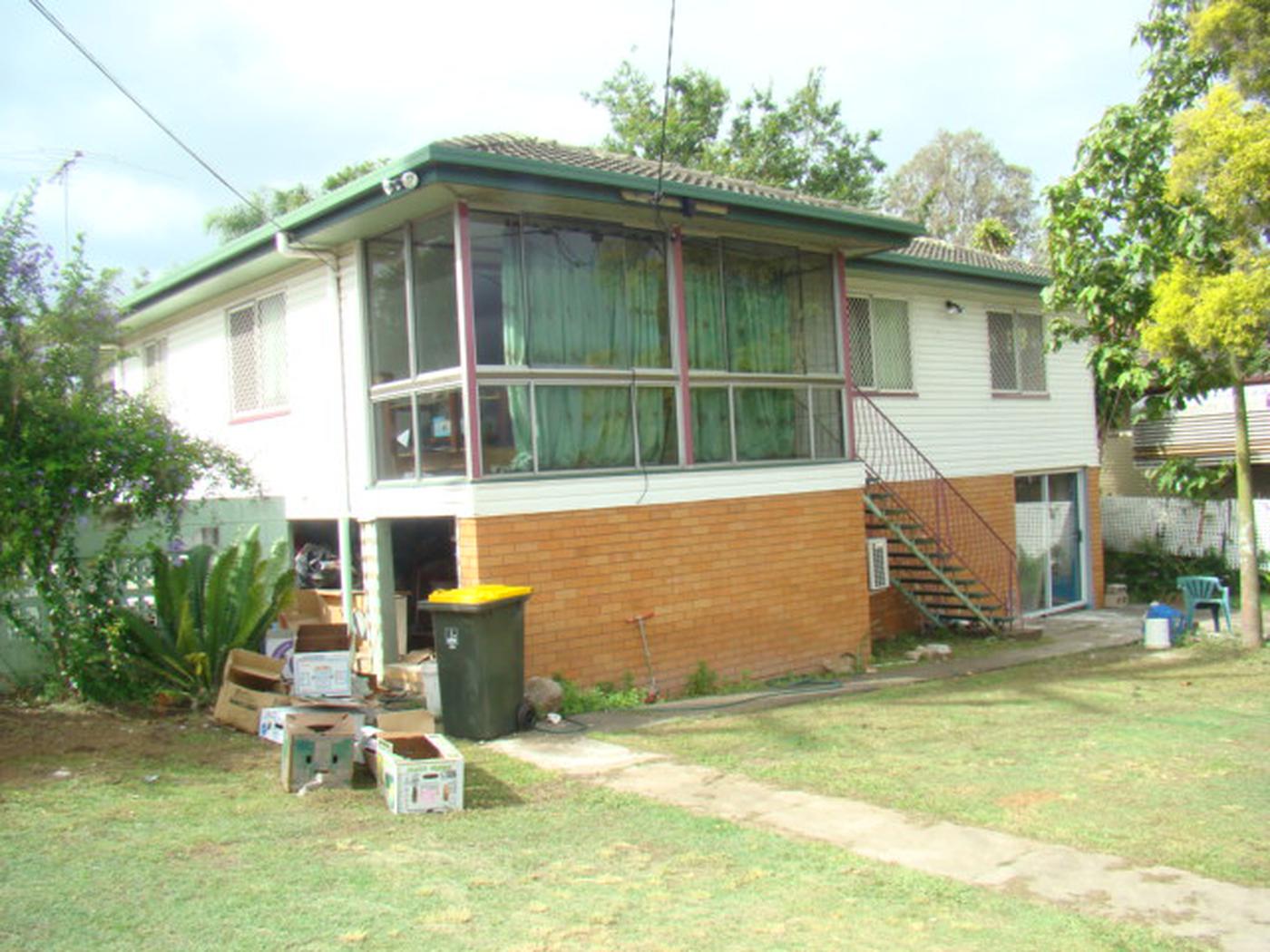 This property is not currently for sale or rent on https://brisbanerealestate.com.au