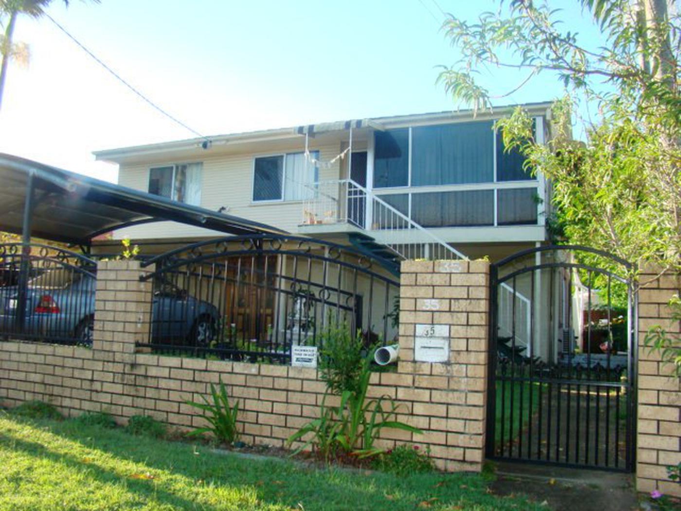 This property is not currently for sale or rent on https://brisbanerealestate.com.au