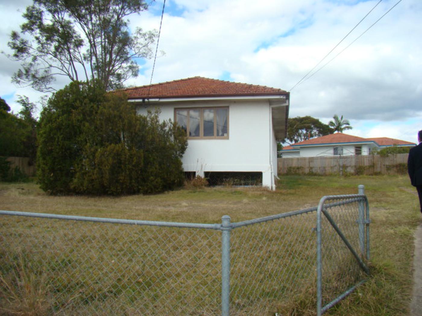 This property is not currently for sale or rent on https://brisbanerealestate.com.au