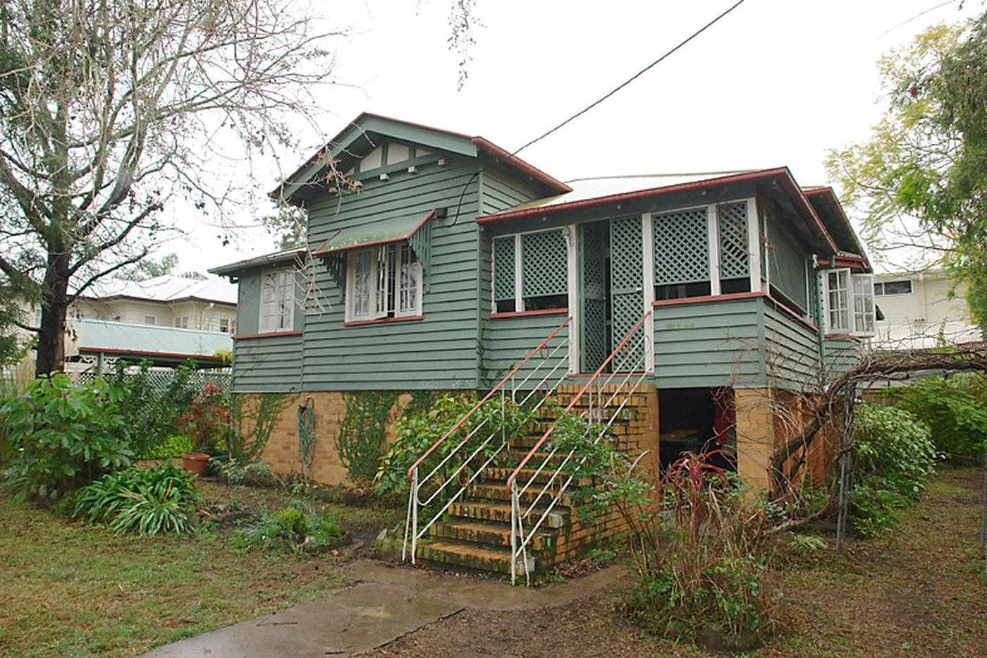This property is not currently for sale or rent on https://brisbanerealestate.com.au
