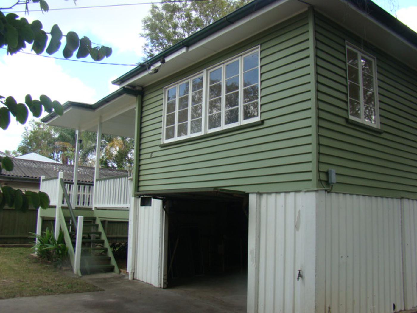 This property is not currently for sale or rent on https://brisbanerealestate.com.au