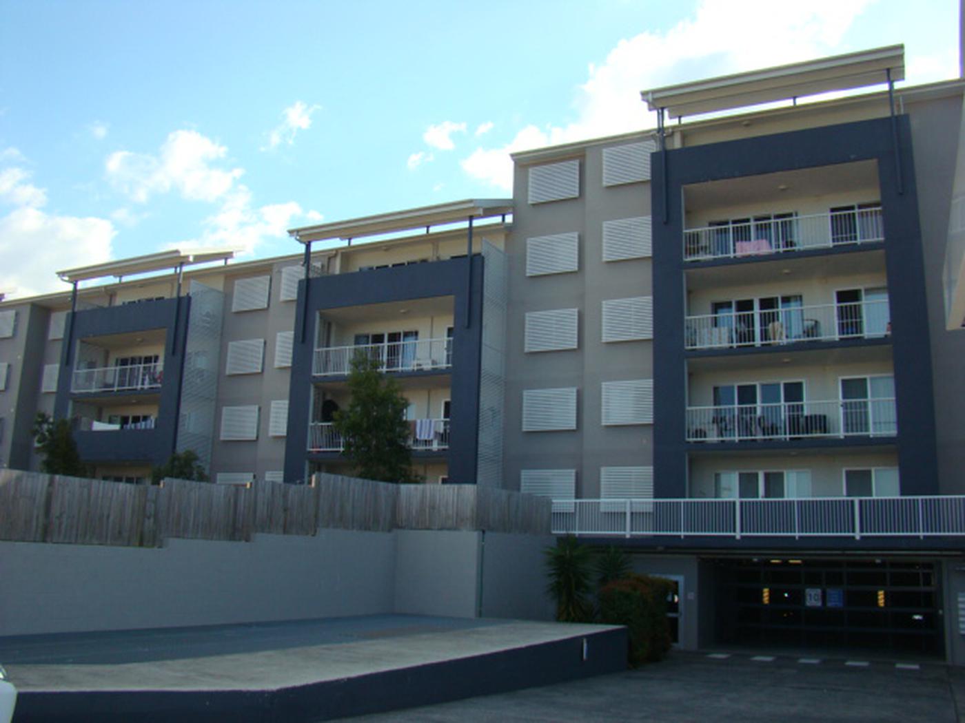 This property is not currently for sale or rent on https://brisbanerealestate.com.au