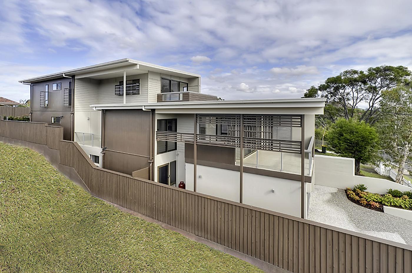 This property is not currently for sale or rent on https://brisbanerealestate.com.au