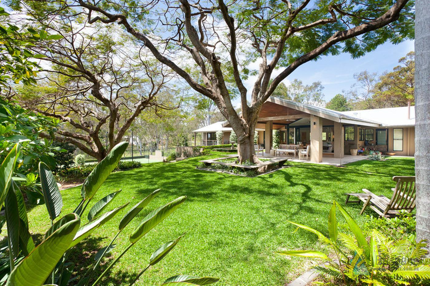 This property is not currently for sale or rent on https://brisbanerealestate.com.au
