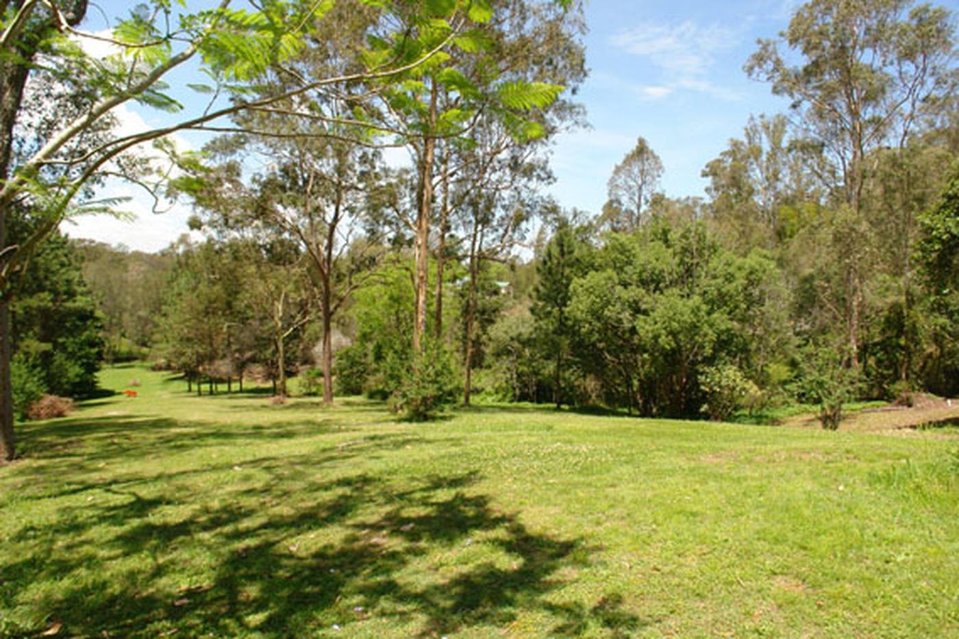 2668 Moggill Rd, PINJARRA HILLS QLD 4069 AcreageSemirural Sold