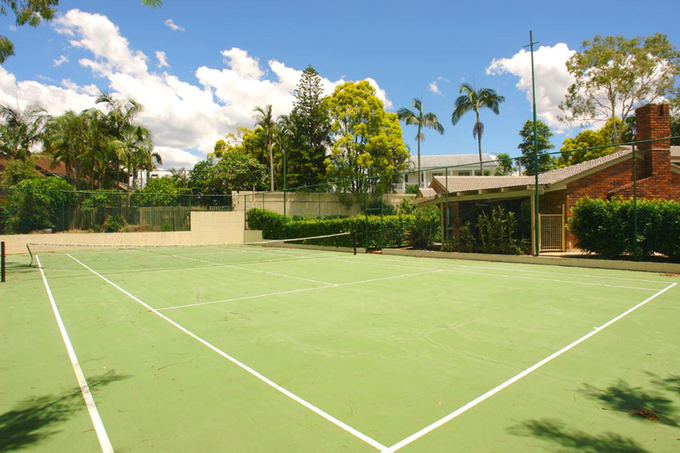 This property is not currently for sale or rent on https://brisbanerealestate.com.au
