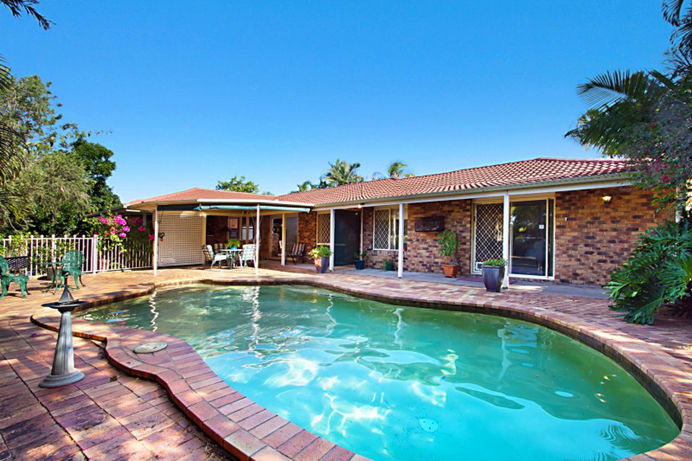 This property is not currently for sale or rent on https://brisbanerealestate.com.au