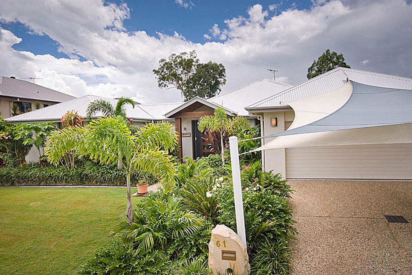 This property is not currently for sale or rent on https://brisbanerealestate.com.au