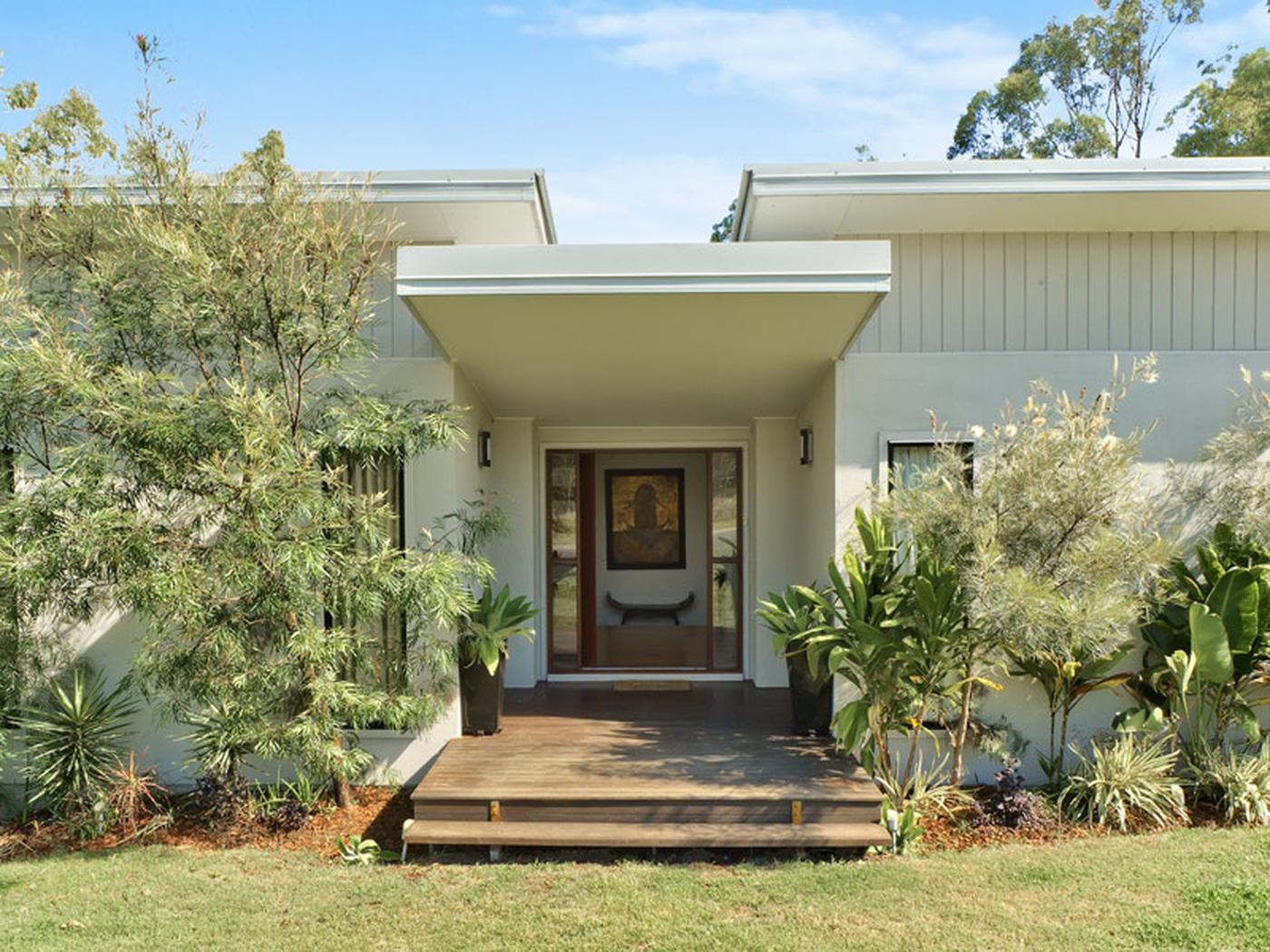 This property is not currently for sale or rent on https://brisbanerealestate.com.au