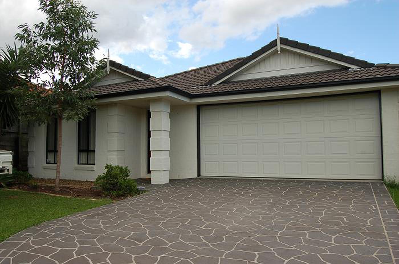 This property is not currently for sale or rent on https://brisbanerealestate.com.au