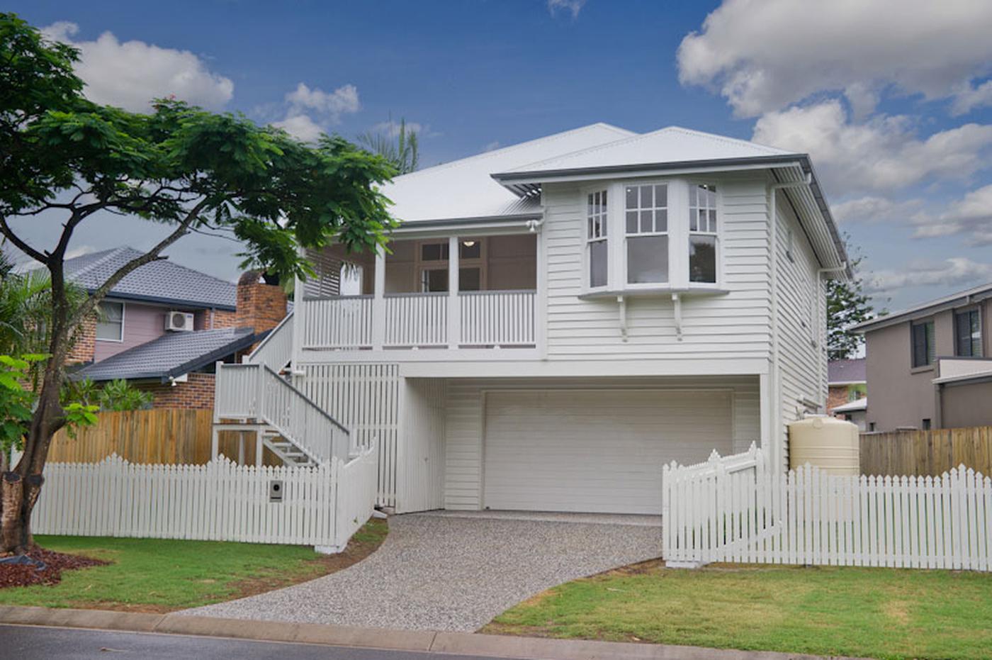 This property is not currently for sale or rent on https://brisbanerealestate.com.au
