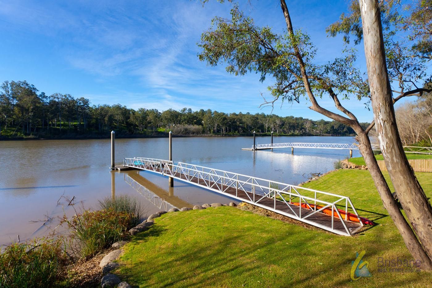 57 Mount Ommaney Dr