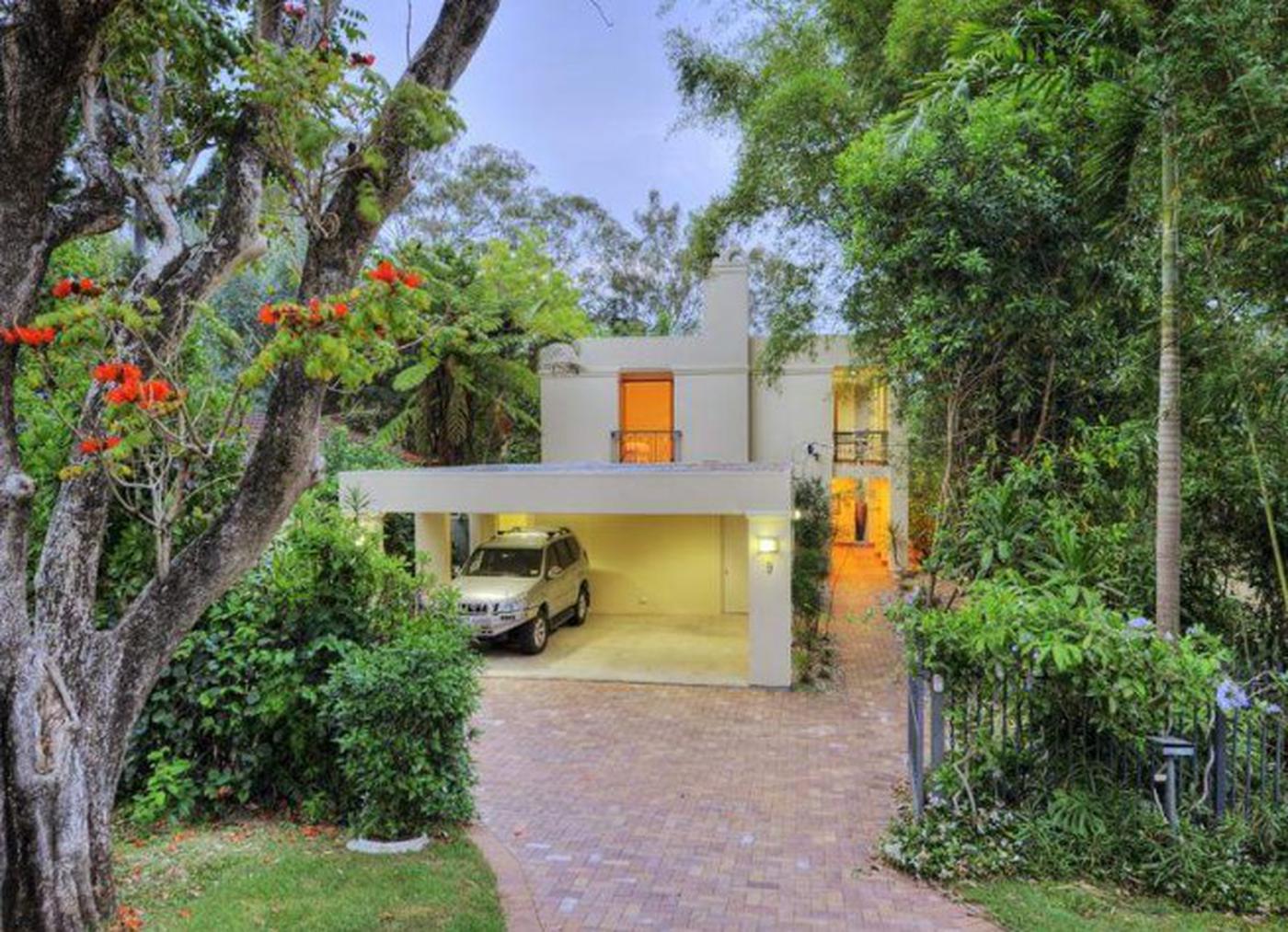 9 Joseph Street