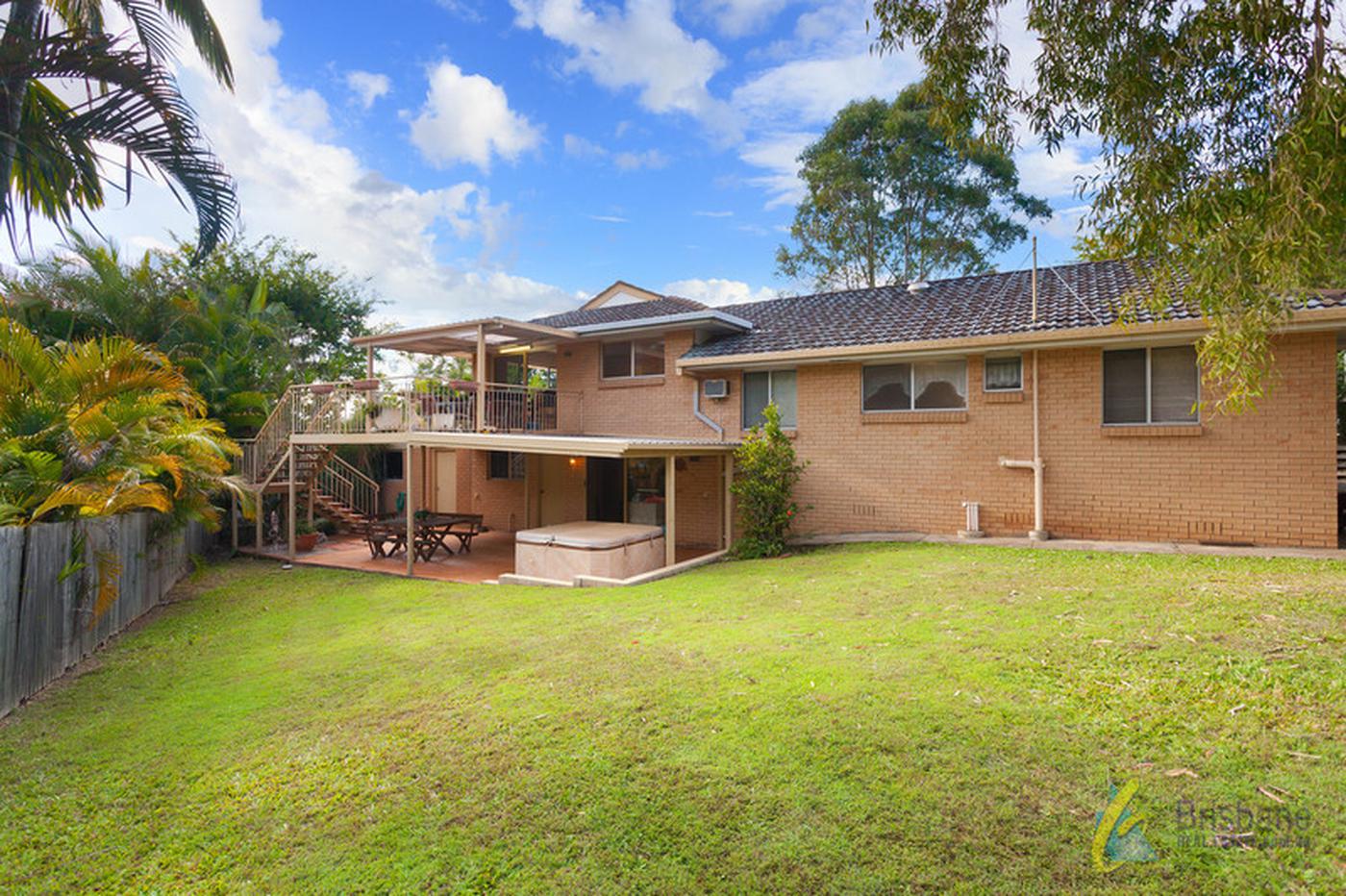 This property is not currently for sale or rent on https://brisbanerealestate.com.au