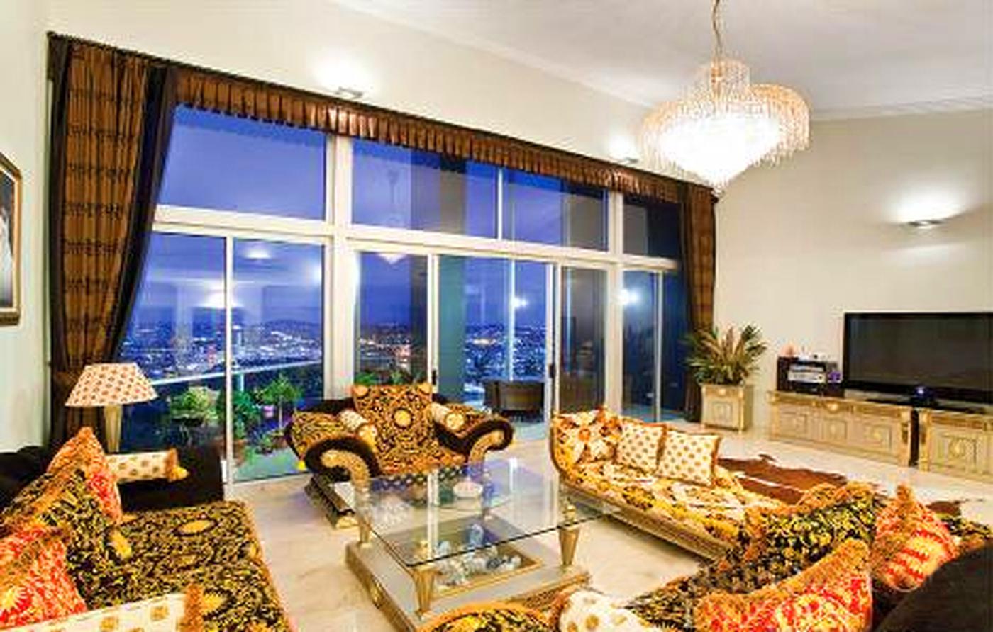 This property is not currently for sale or rent on https://brisbanerealestate.com.au