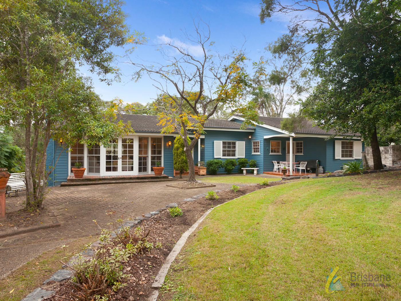 77 Tristania Road
