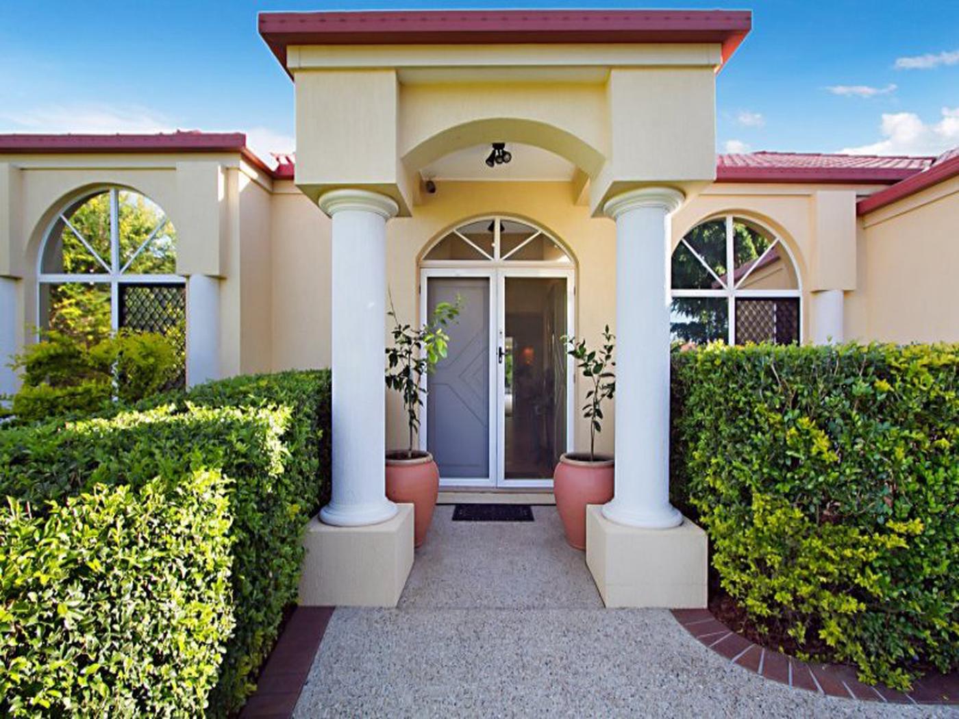 35 Mcconnell Crescent