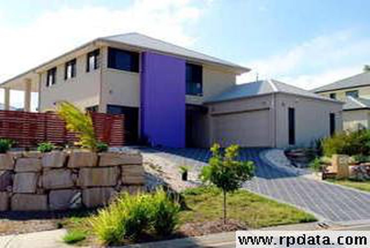 1 Bellevue Pl