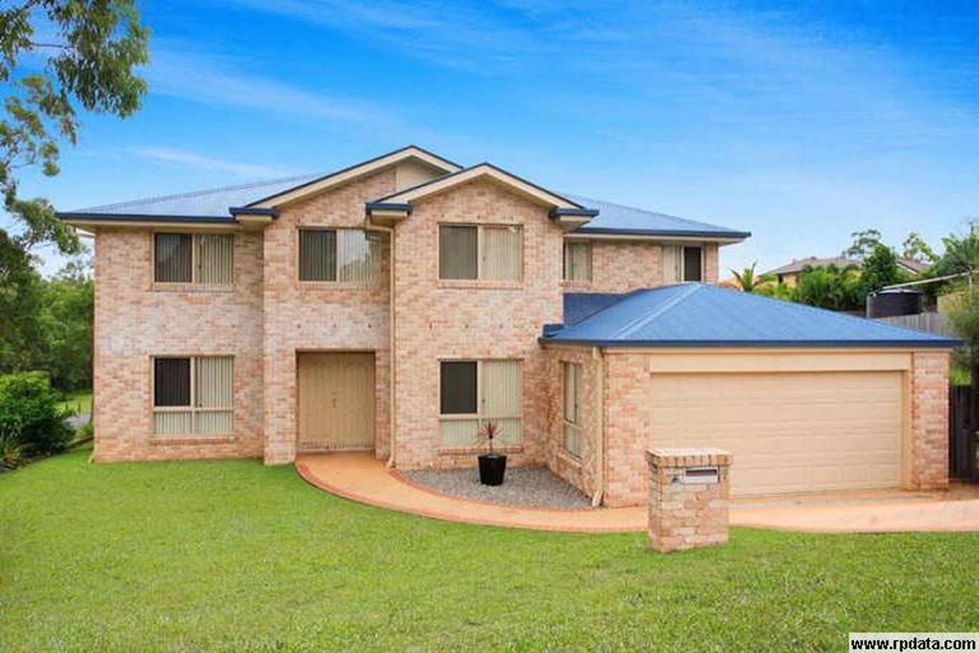 7 Lilydale Pl