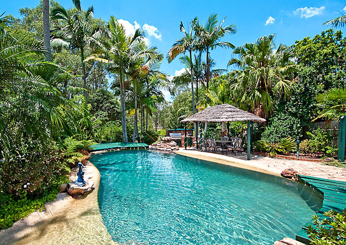 This property is not currently for sale or rent on https://brisbanerealestate.com.au