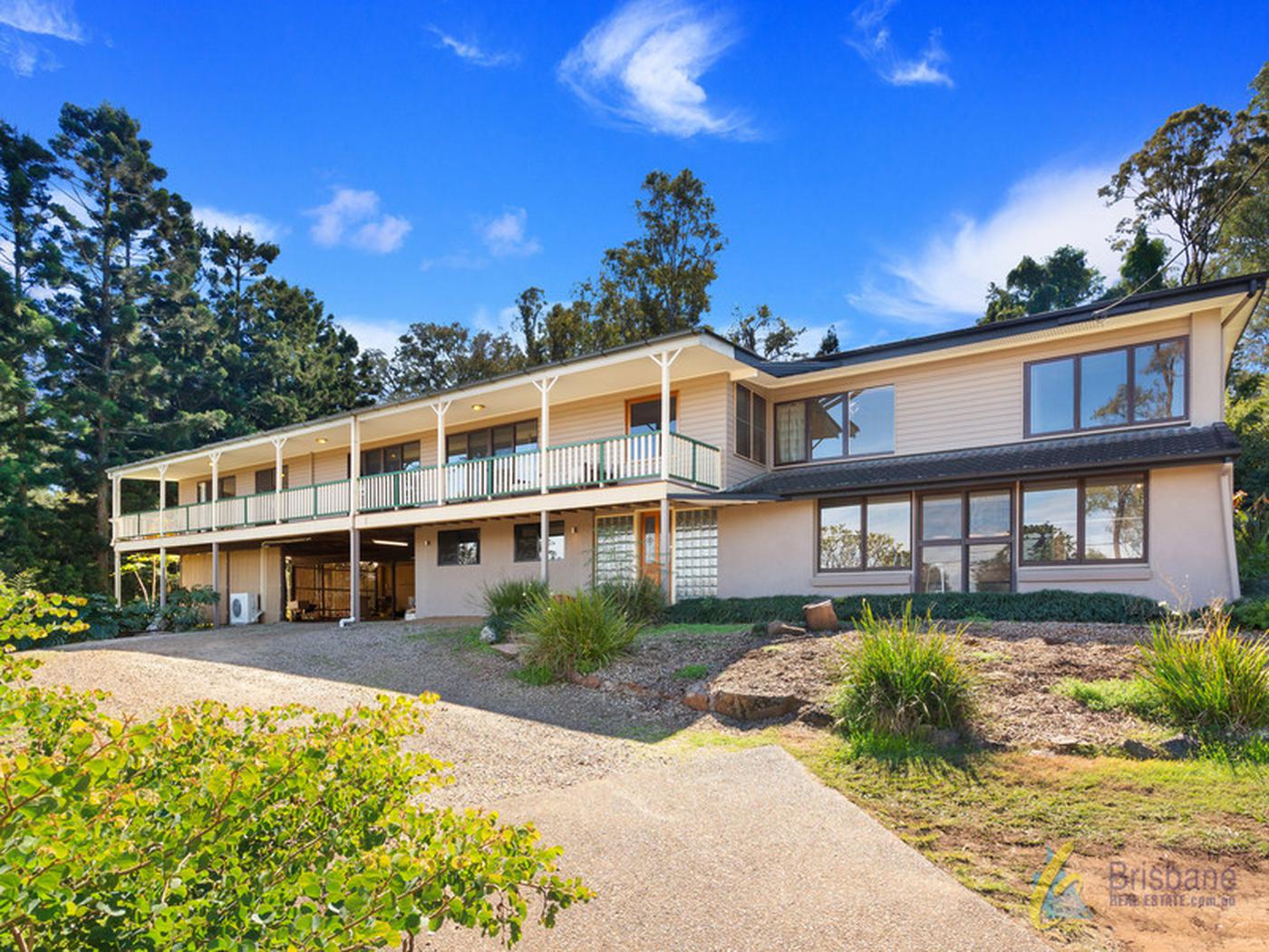 This property is not currently for sale or rent on https://brisbanerealestate.com.au