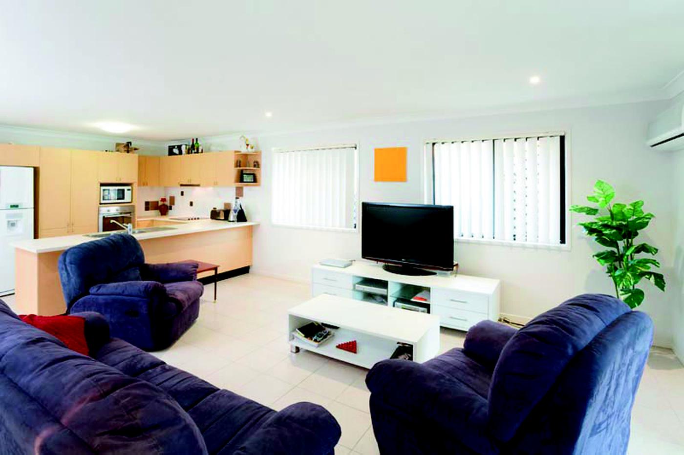 25 Admiral Cres