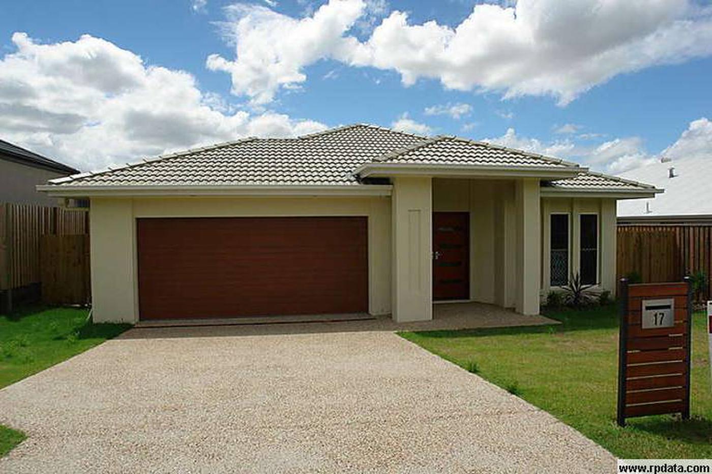 17 Colebrook Cr