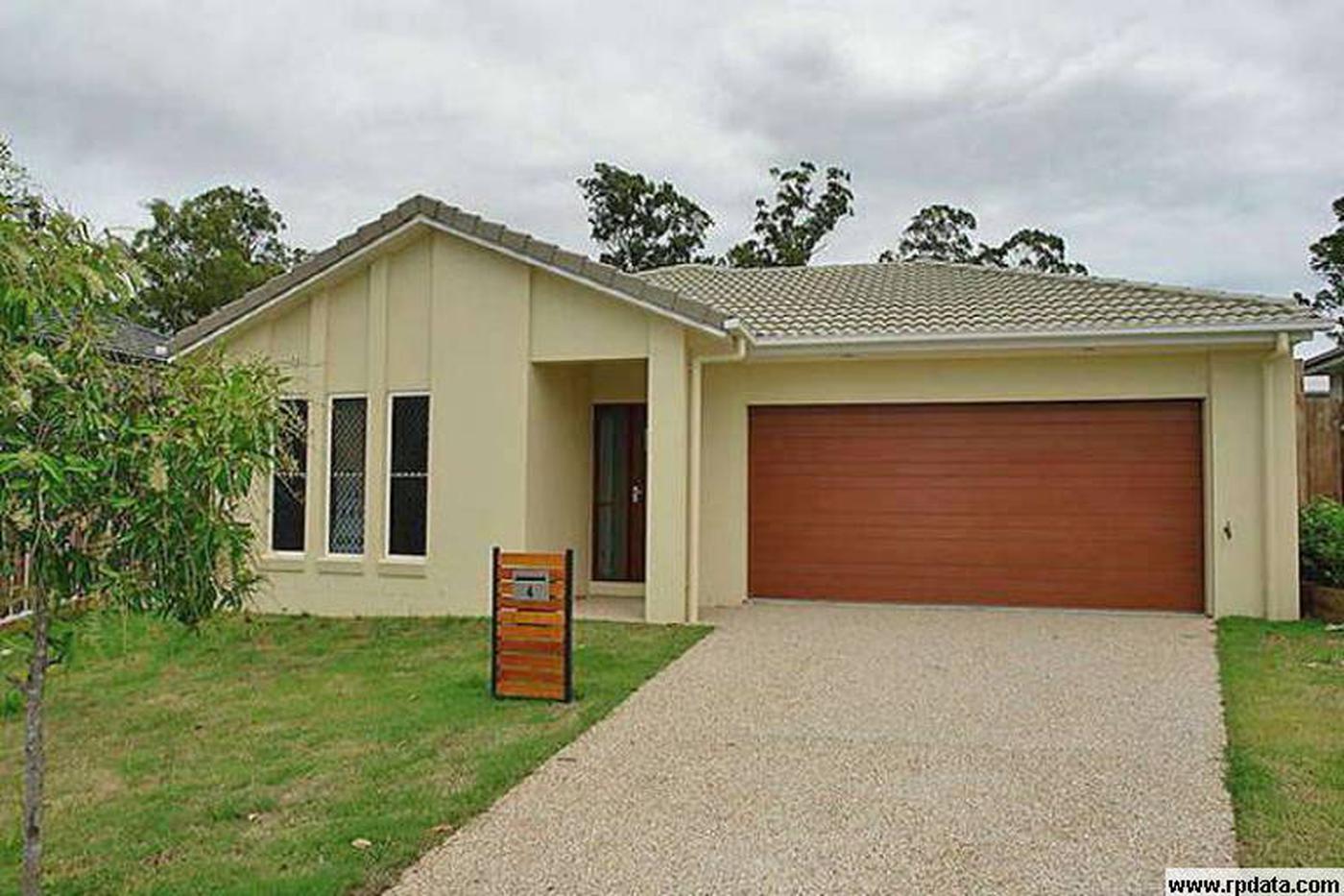 4 Anesbury St