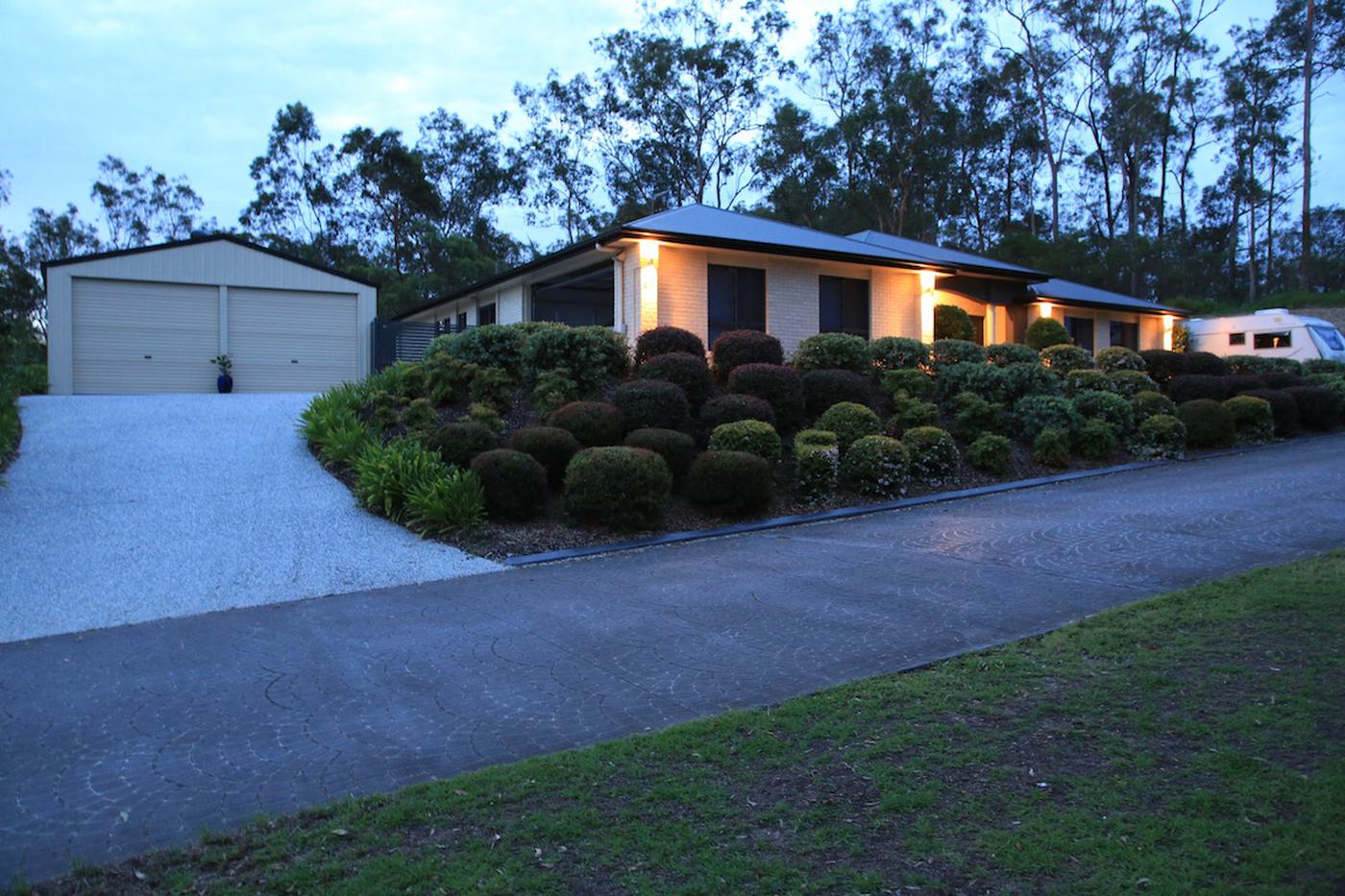 This property is not currently for sale or rent on https://brisbanerealestate.com.au