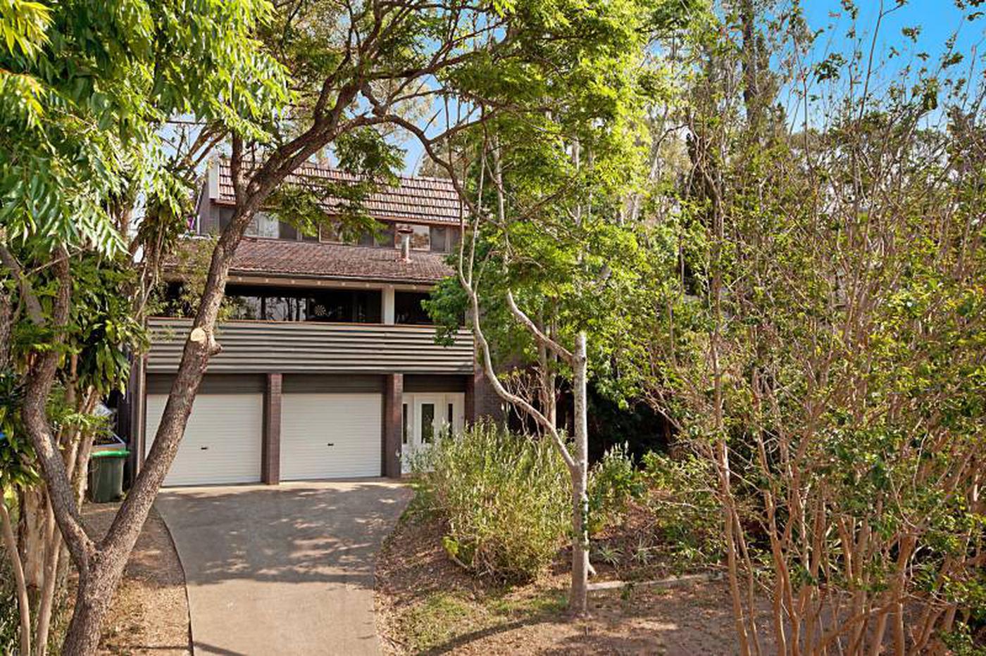 This property is not currently for sale or rent on https://brisbanerealestate.com.au