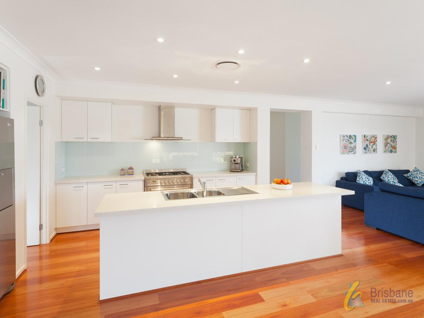 This property is not currently for sale or rent on https://brisbanerealestate.com.au