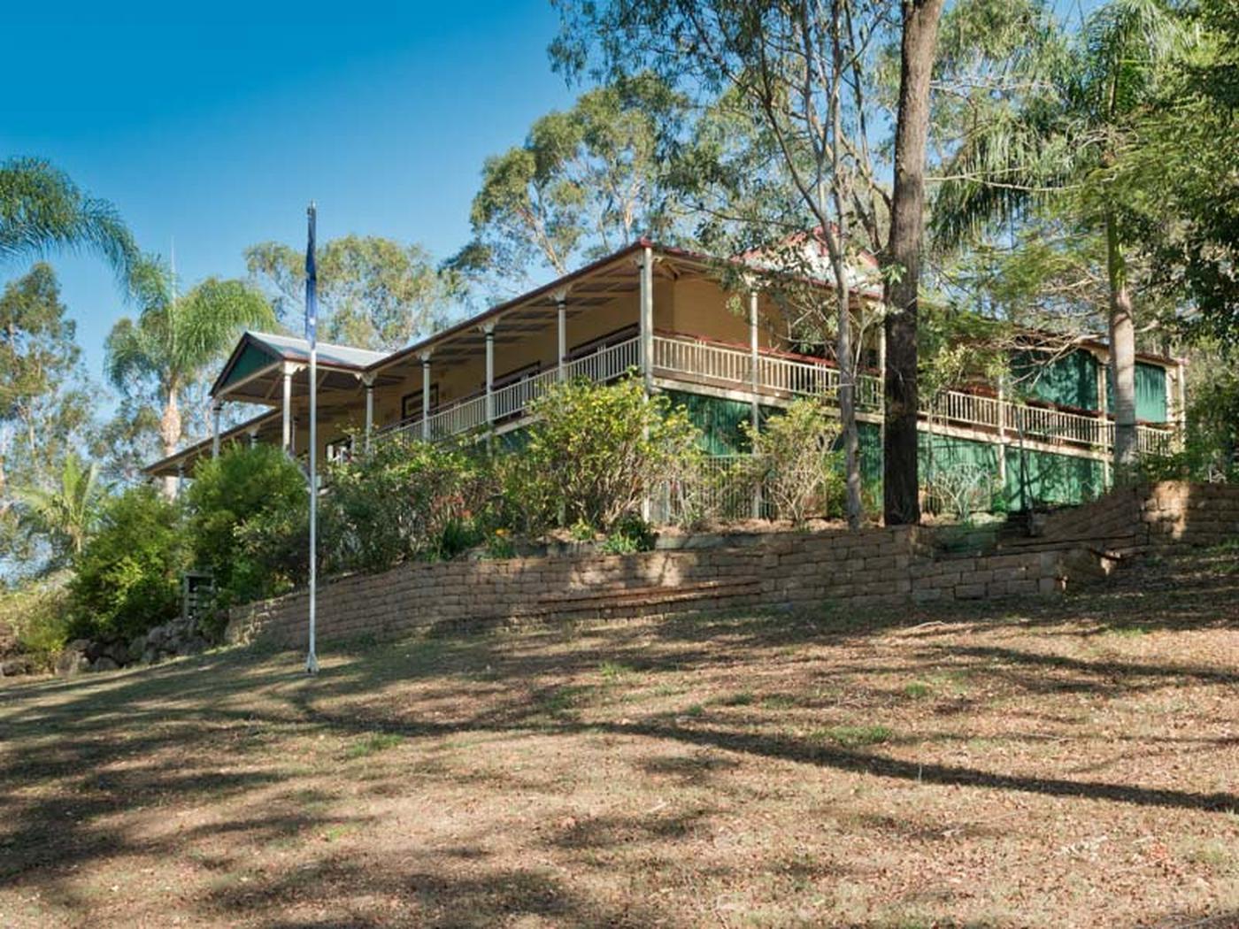 This property is not currently for sale or rent on https://brisbanerealestate.com.au