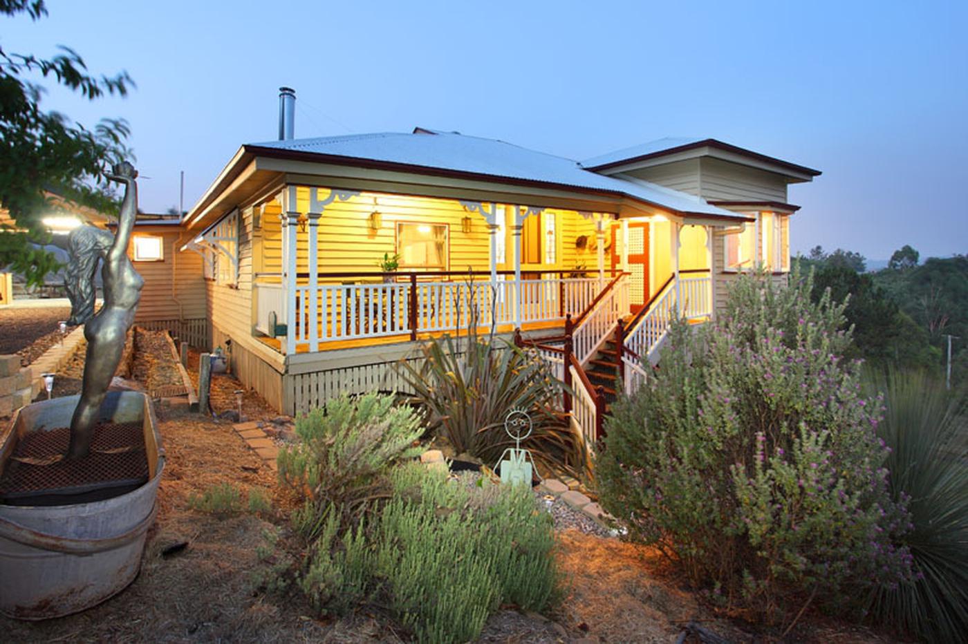 242 O'brien Road