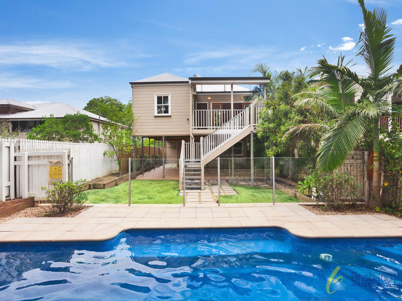 38 Chelmer St East